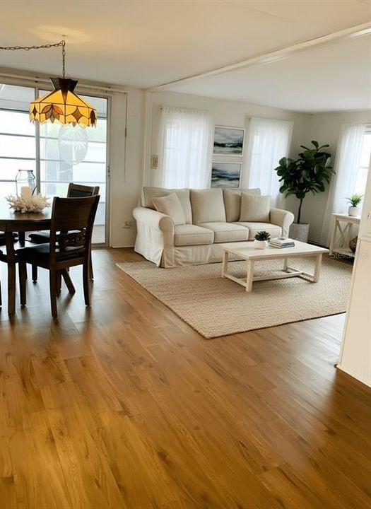 待售: $79,500 (1 贝兹, 1 浴室, 560 平方英尺)