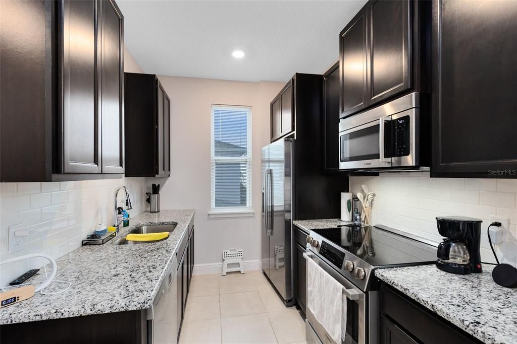 For Sale: $699,000 (4 beds, 3 baths, 2367 Square Feet)