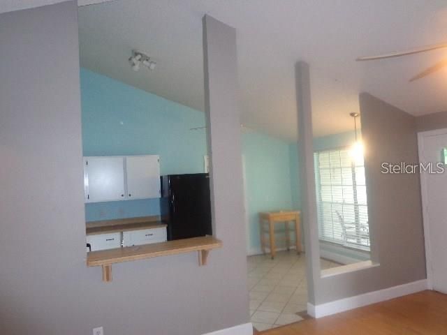 For Rent: $2,190 (2 beds, 2 baths, 935 Square Feet)