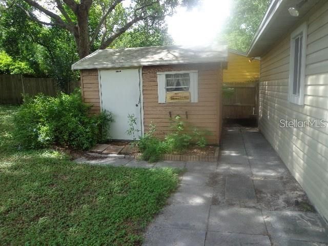 For Rent: $2,190 (2 beds, 2 baths, 935 Square Feet)