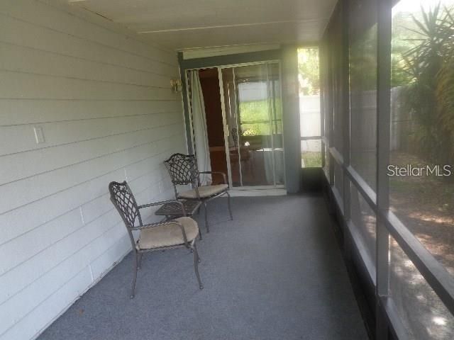 For Rent: $2,190 (2 beds, 2 baths, 935 Square Feet)