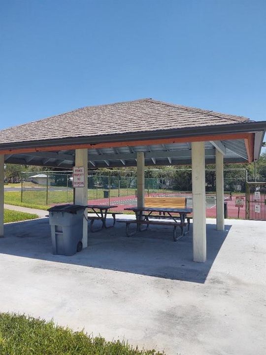 For Rent: $2,190 (2 beds, 2 baths, 935 Square Feet)