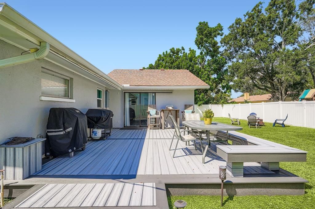 For Rent: $2,800 (3 beds, 2 baths, 1726 Square Feet)