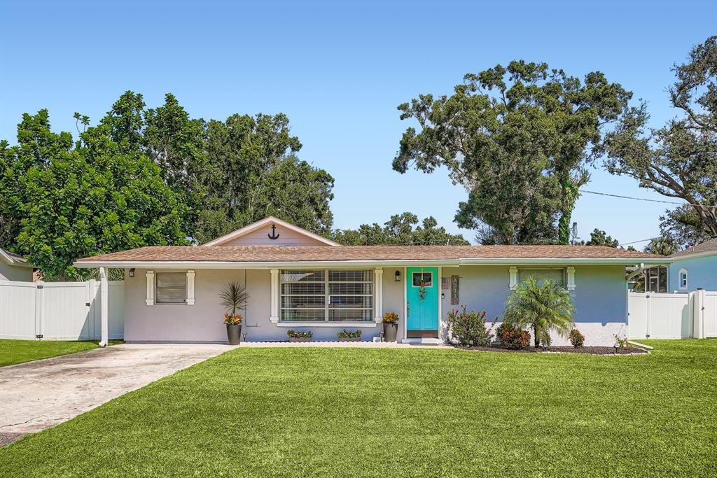 For Rent: $2,800 (3 beds, 2 baths, 1726 Square Feet)