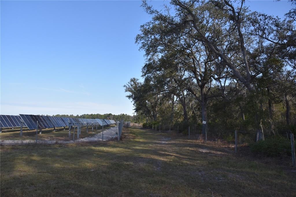 待售: $1,149,000 (96.41 acres)