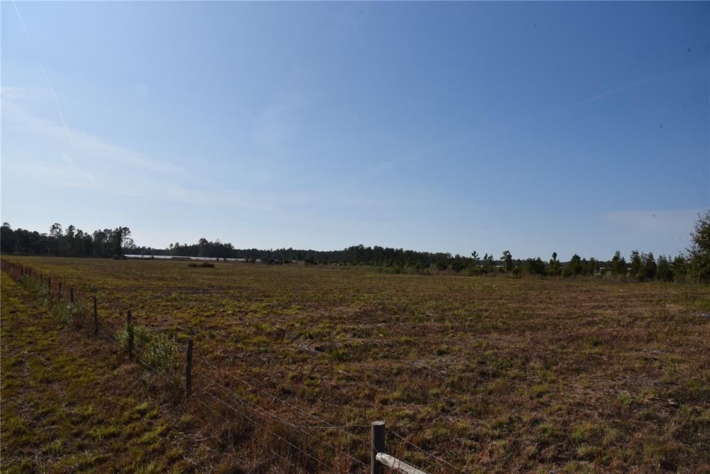 待售: $1,149,000 (96.41 acres)