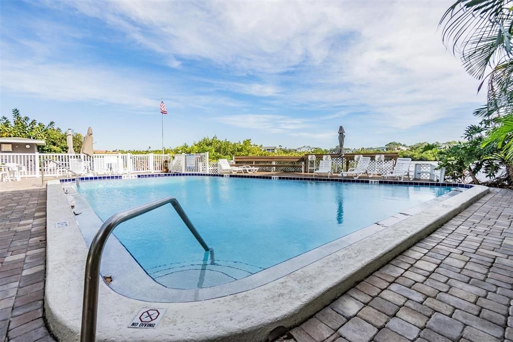 En Venta: $499,000 (2 camas, 3 baños, 1225 Pies cuadrados)