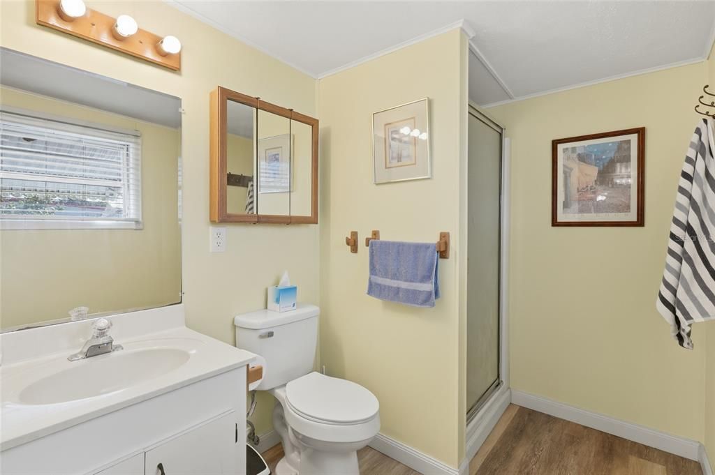 For Sale: $86,750 (2 beds, 2 baths, 800 Square Feet)