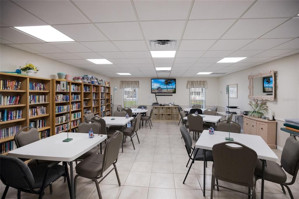 For Sale: $86,750 (2 beds, 2 baths, 800 Square Feet)