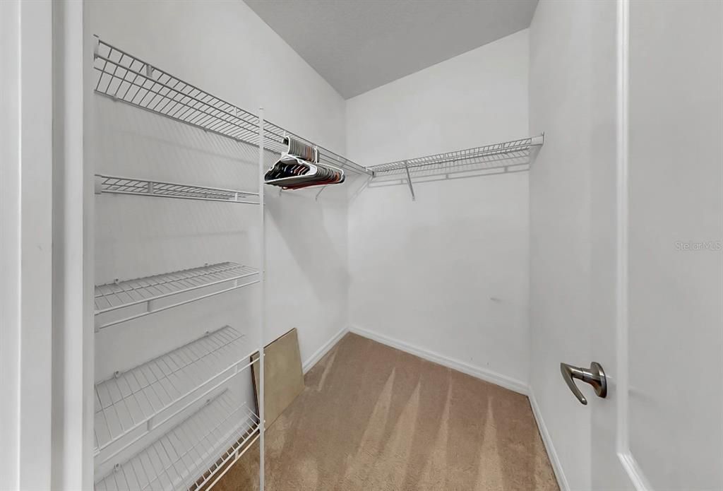 For Sale: $274,000 (3 beds, 2 baths, 1822 Square Feet)