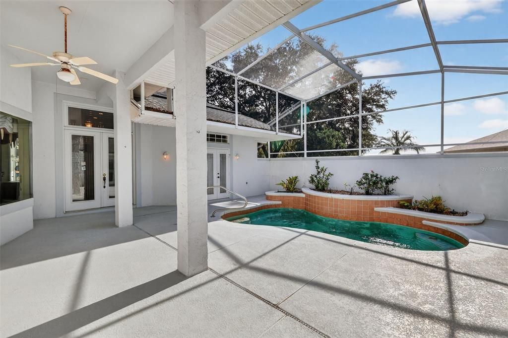 For Sale: $394,000 (3 beds, 3 baths, 2337 Square Feet)