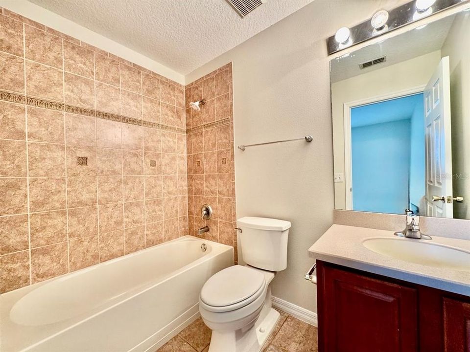 出租: $1,650 (2 贝兹, 2 浴室, 1173 平方英尺)