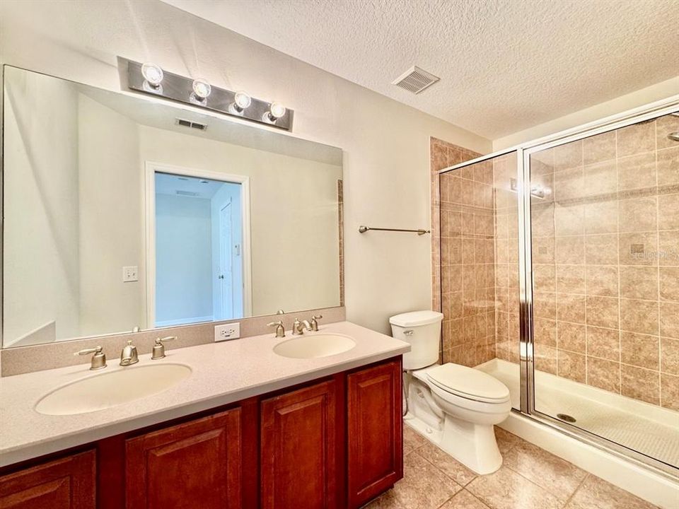 出租: $1,650 (2 贝兹, 2 浴室, 1173 平方英尺)