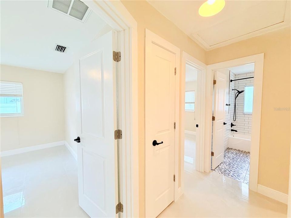 For Rent: $3,350 (3 beds, 2 baths, 1416 Square Feet)