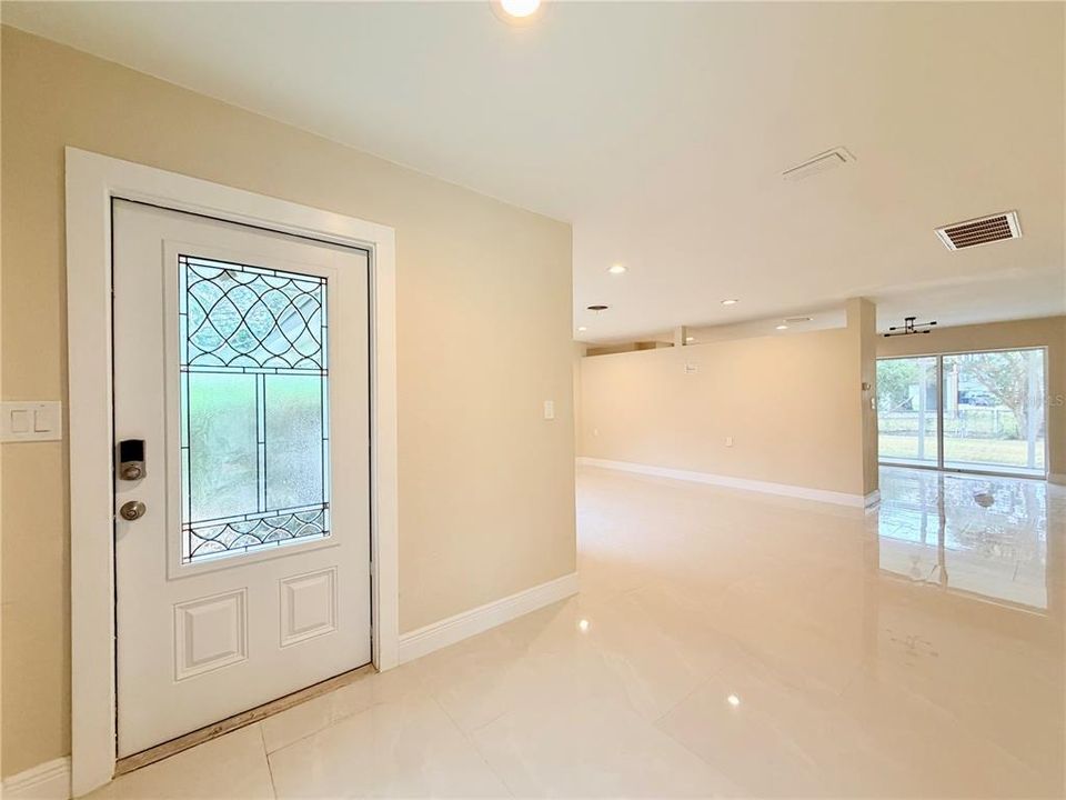 For Rent: $3,350 (3 beds, 2 baths, 1416 Square Feet)