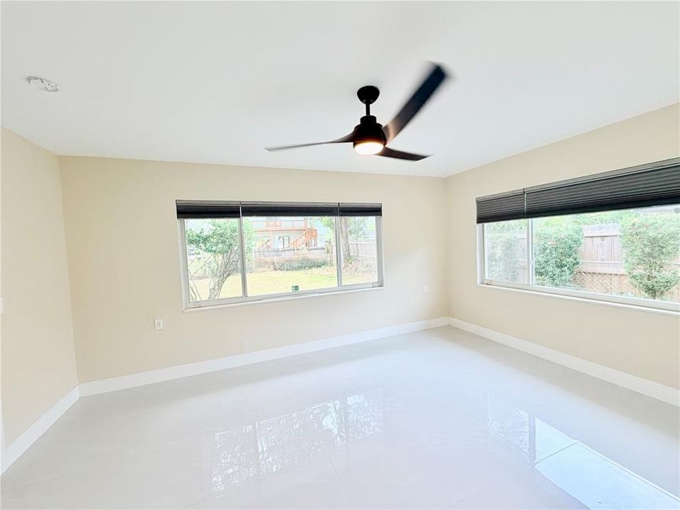 For Rent: $3,350 (3 beds, 2 baths, 1416 Square Feet)