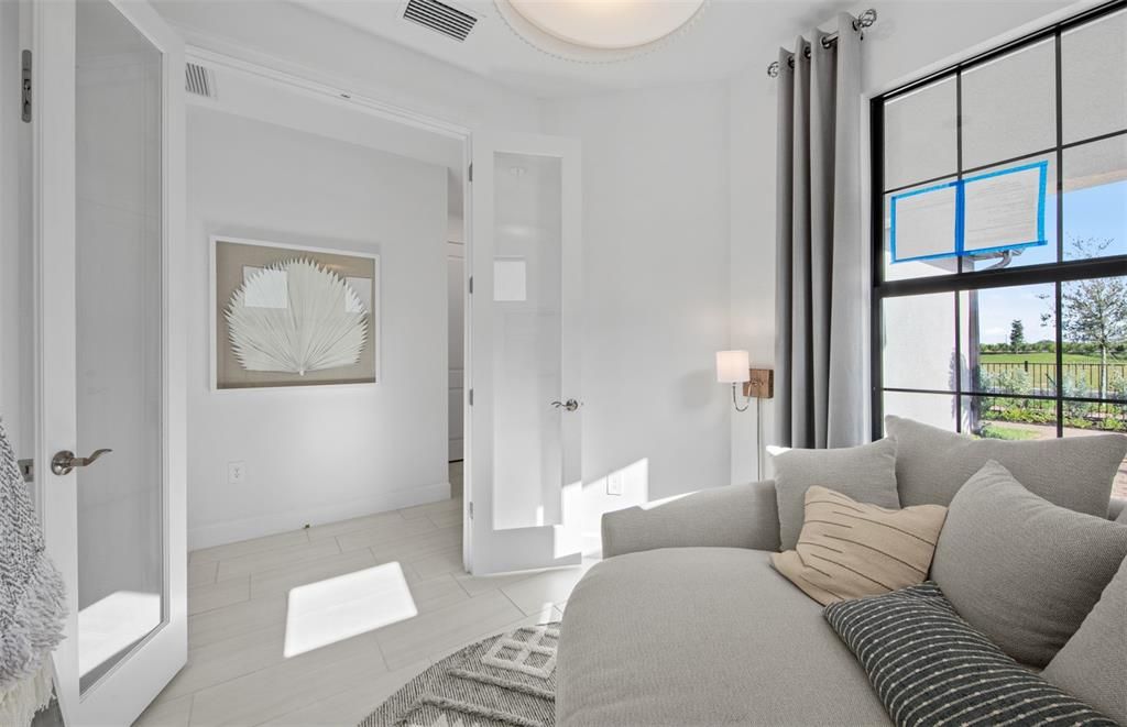 For Sale: $501,175 (2 beds, 2 baths, 1405 Square Feet)