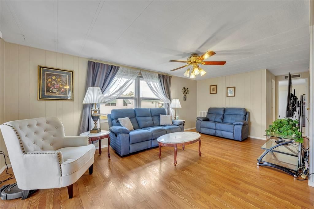 En Venta: $79,500 (2 camas, 2 baños, 920 Pies cuadrados)