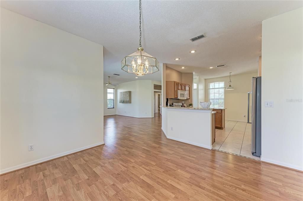 En Renta: $3,400 (3 camas, 2 baños, 1661 Pies cuadrados)