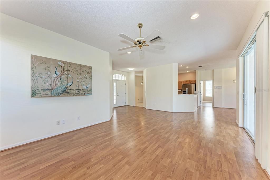 En Renta: $3,400 (3 camas, 2 baños, 1661 Pies cuadrados)