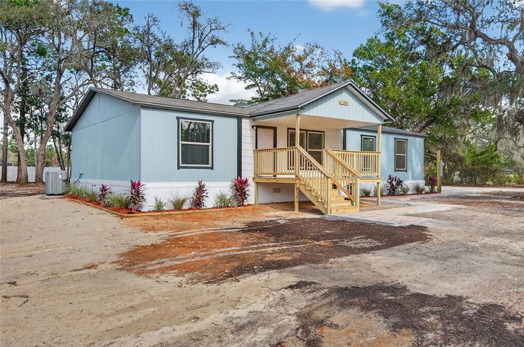 На продажу: $298,888 (4 спален, 2 ванн, 1792 Квадратных фут)