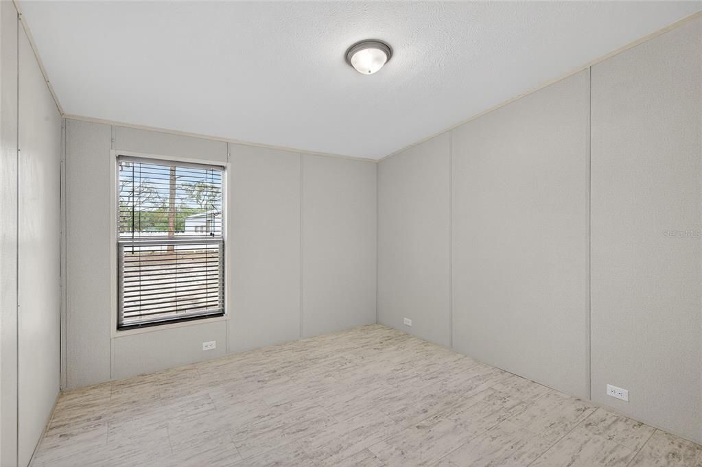 На продажу: $298,888 (4 спален, 2 ванн, 1792 Квадратных фут)