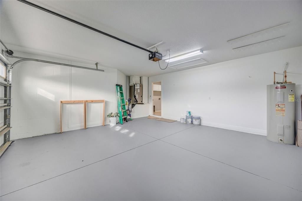 En Venta: $335,000 (4 camas, 2 baños, 2010 Pies cuadrados)