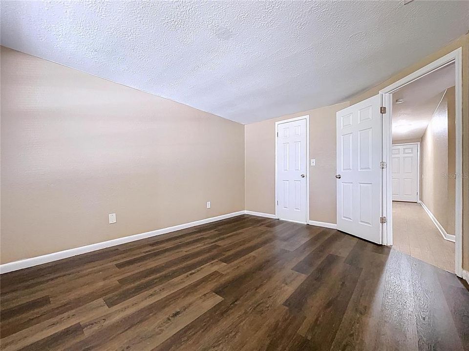 待售: $310,000 (3 贝兹, 2 浴室, 1980 平方英尺)