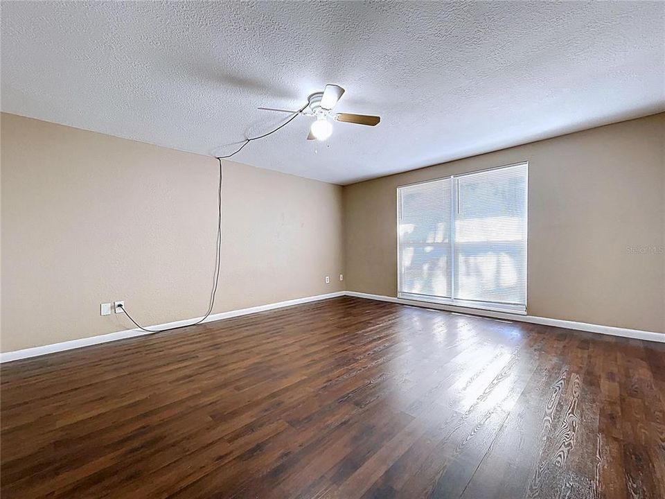 待售: $310,000 (3 贝兹, 2 浴室, 1980 平方英尺)