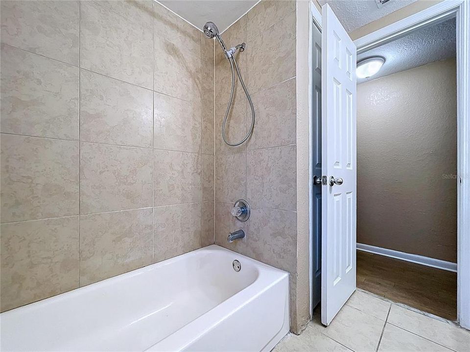 待售: $310,000 (3 贝兹, 2 浴室, 1980 平方英尺)