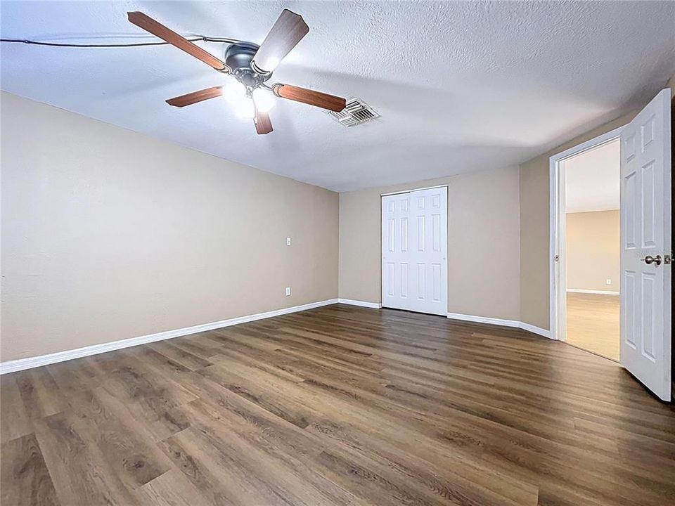 待售: $310,000 (3 贝兹, 2 浴室, 1980 平方英尺)