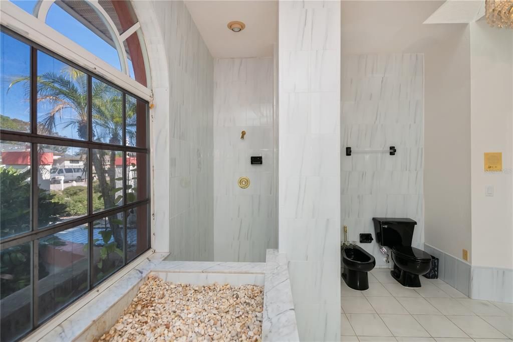 For Sale: $425,000 (3 beds, 3 baths, 2943 Square Feet)