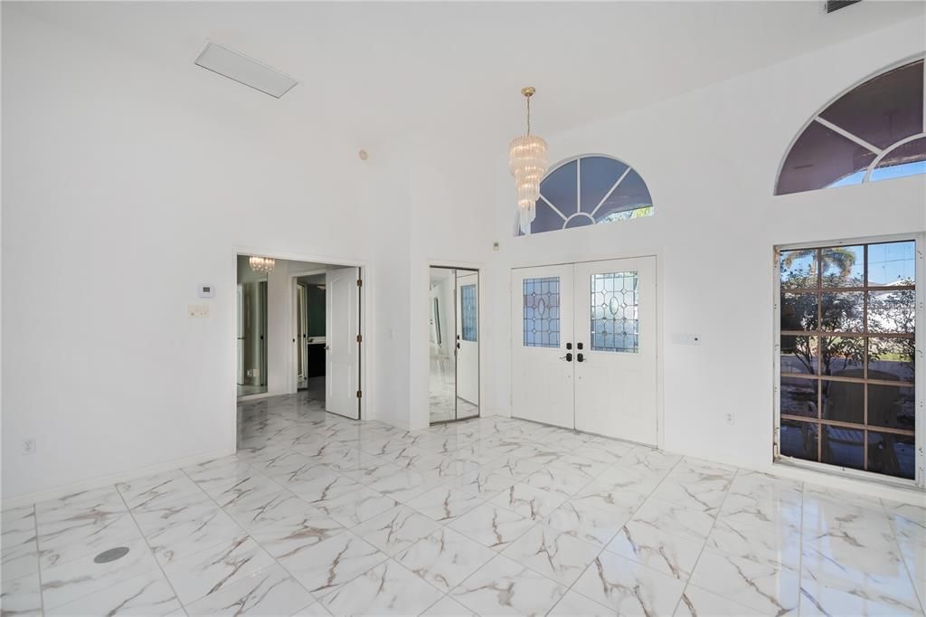 For Sale: $425,000 (3 beds, 3 baths, 2943 Square Feet)