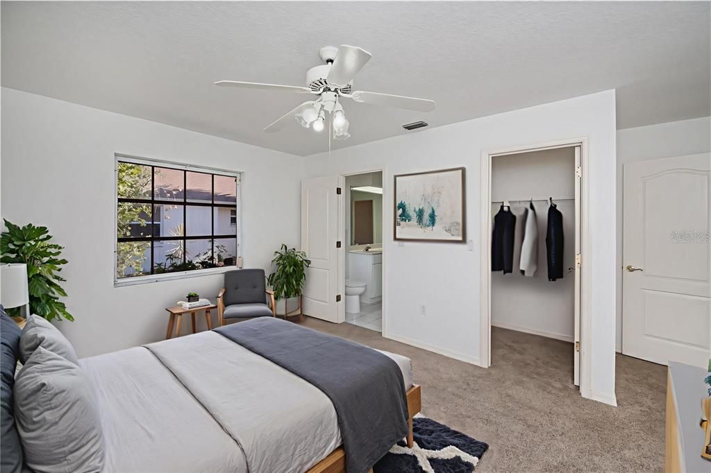 For Sale: $425,000 (3 beds, 3 baths, 2943 Square Feet)