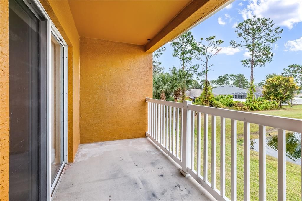 待售: $174,999 (2 贝兹, 2 浴室, 1050 平方英尺)