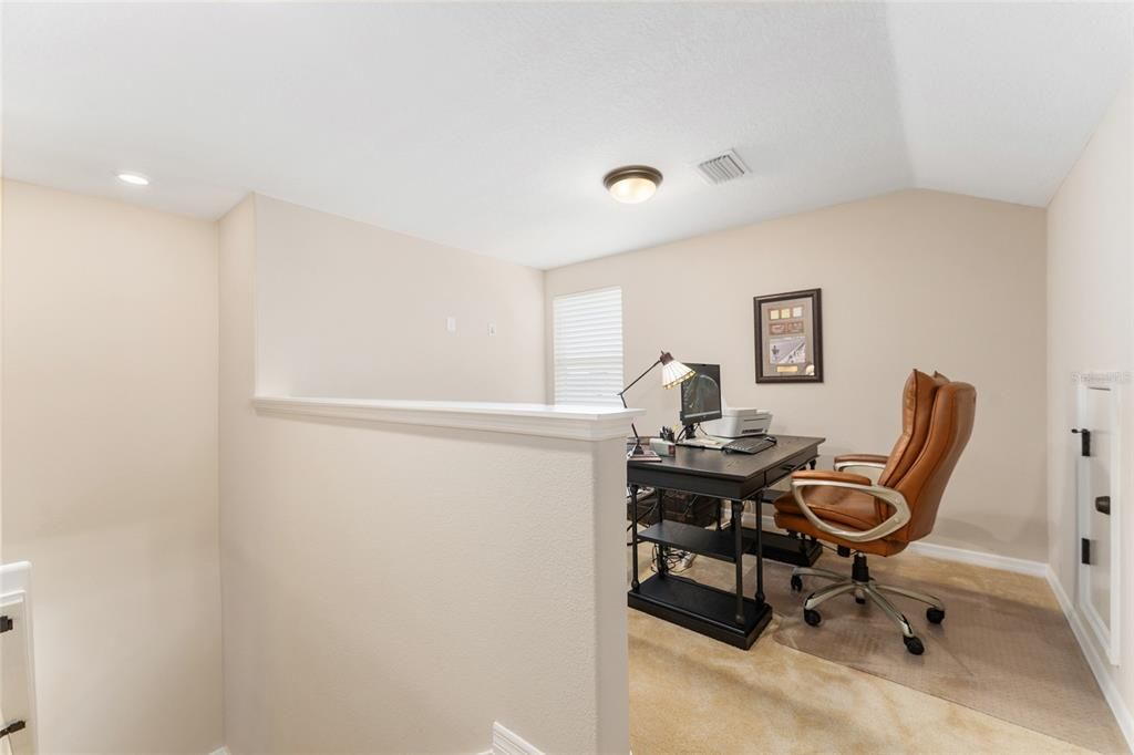 待售: $595,000 (3 贝兹, 3 浴室, 2348 平方英尺)