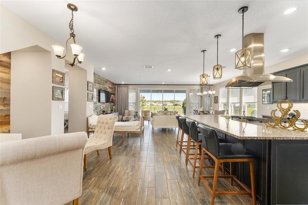 待售: $595,000 (3 贝兹, 3 浴室, 2348 平方英尺)