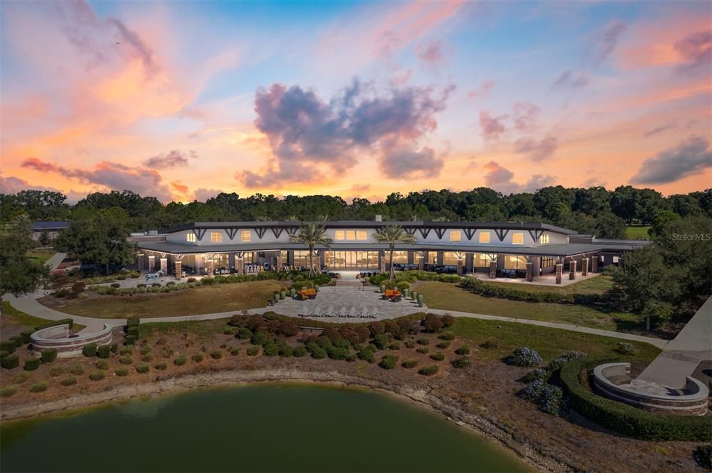 待售: $595,000 (3 贝兹, 3 浴室, 2348 平方英尺)