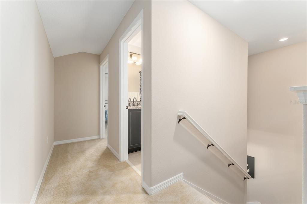 待售: $595,000 (3 贝兹, 3 浴室, 2348 平方英尺)