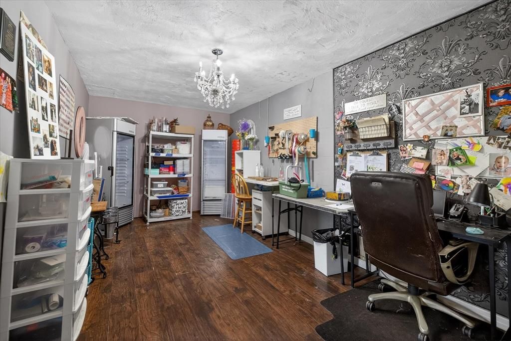 待售: $385,000 (3 贝兹, 2 浴室, 1852 平方英尺)