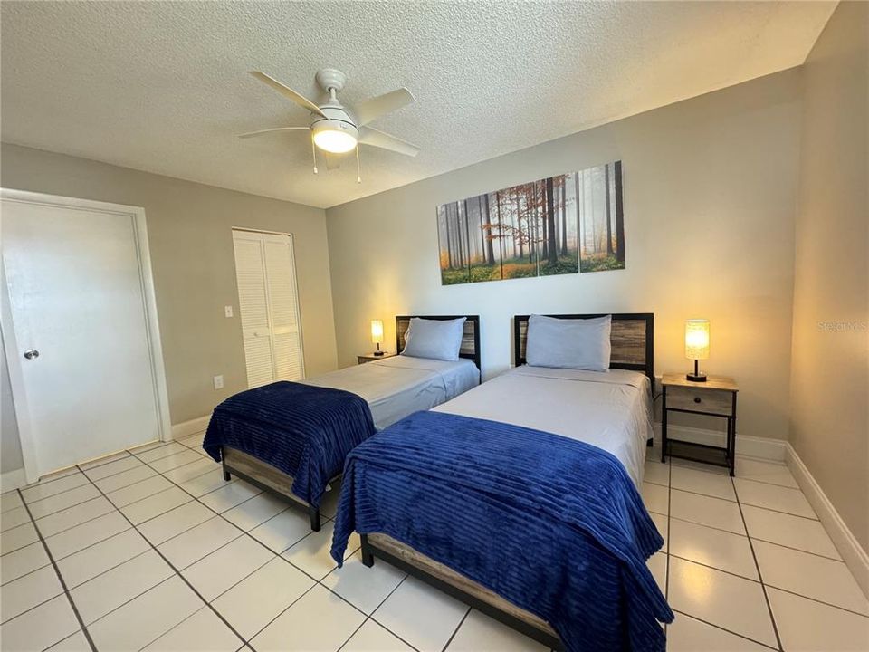 For Rent: $1,600 (2 beds, 2 baths, 912 Square Feet)