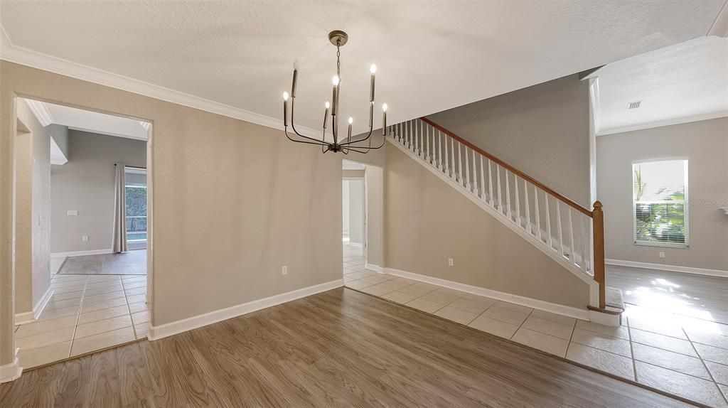 For Sale: $650,000 (4 beds, 2 baths, 2554 Square Feet)