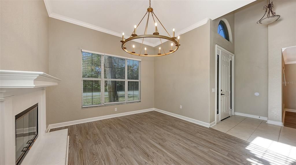 For Sale: $650,000 (4 beds, 2 baths, 2554 Square Feet)