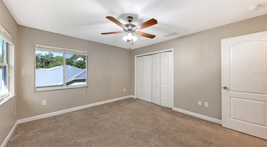 For Sale: $650,000 (4 beds, 2 baths, 2554 Square Feet)