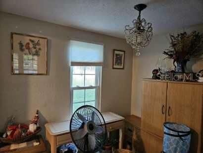 For Sale: $175,000 (2 beds, 1 baths, 760 Square Feet)