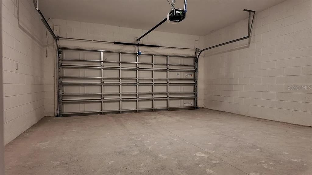 En Venta: $424,990 (4 camas, 3 baños, 2008 Pies cuadrados)