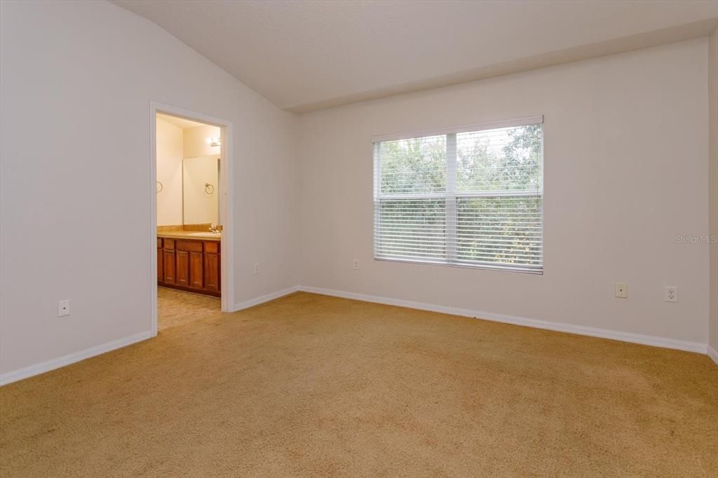 出租: $2,150 (3 贝兹, 2 浴室, 1544 平方英尺)