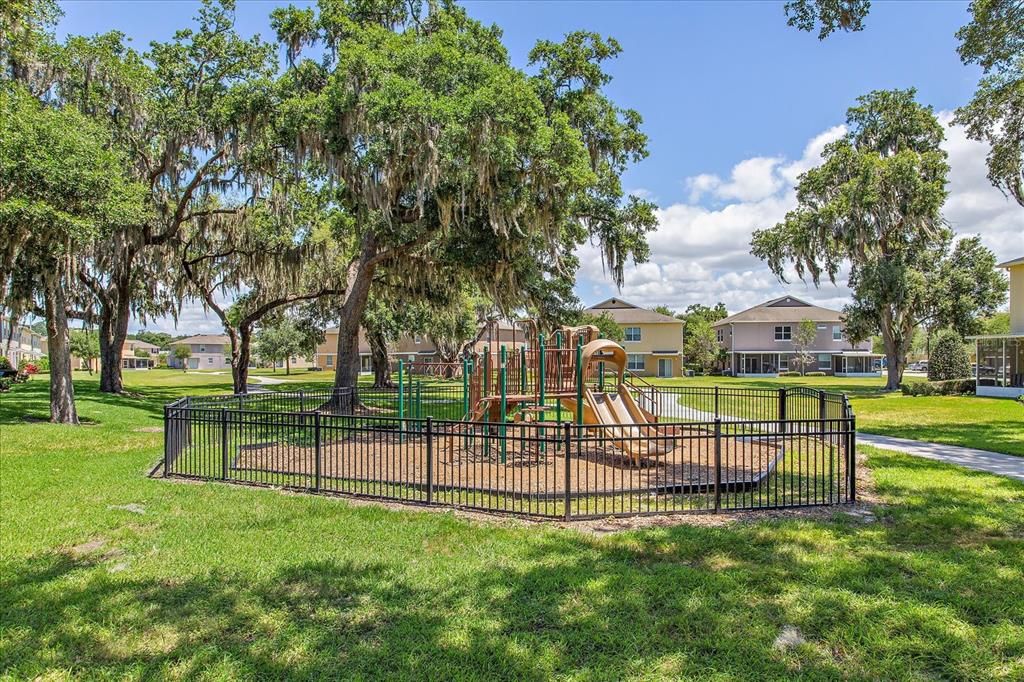 出租: $2,150 (3 贝兹, 2 浴室, 1544 平方英尺)