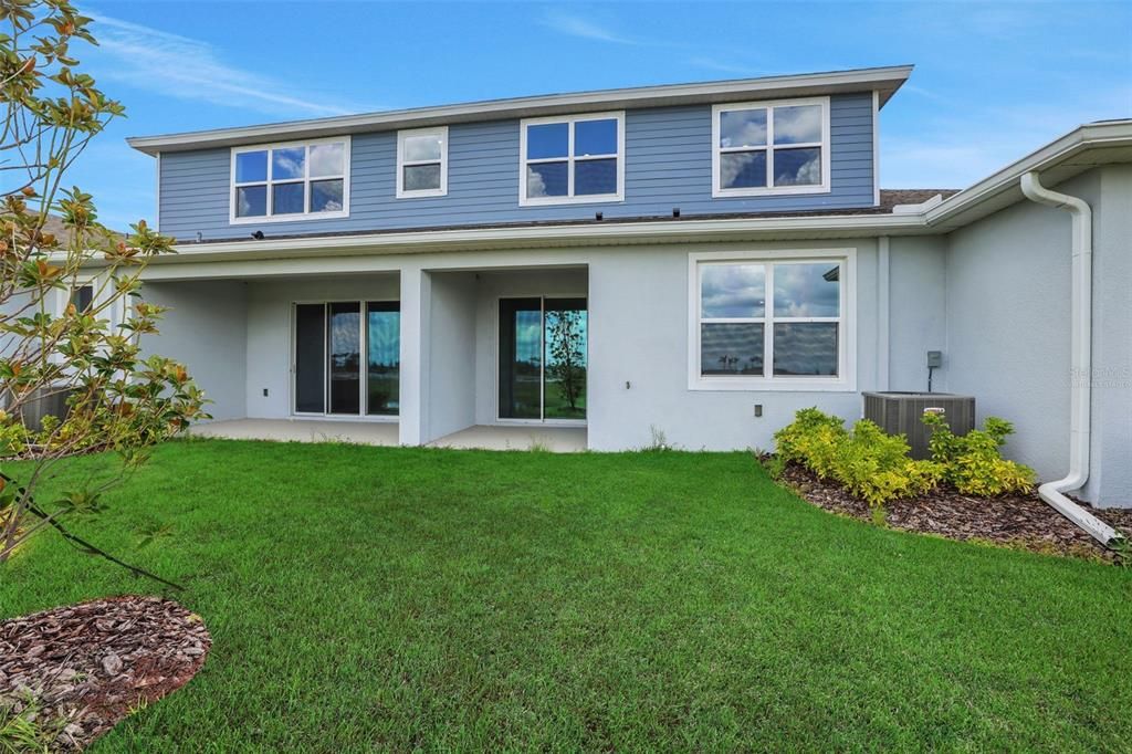 Под контрактом: $348,267 (3 спален, 2 ванн, 1807 Квадратных фут)