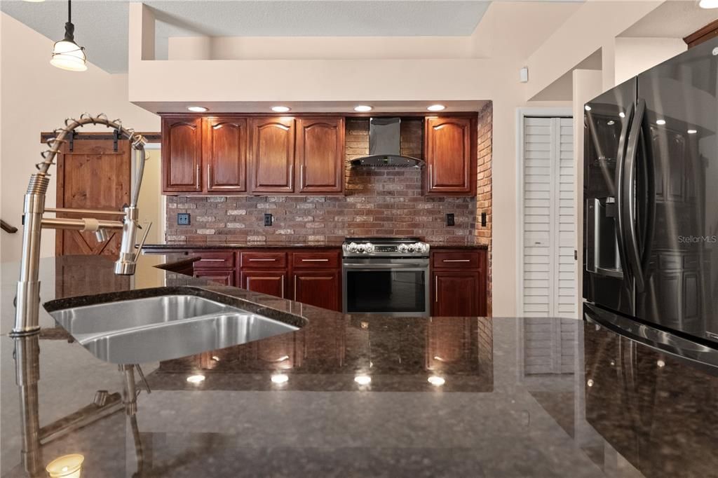 For Rent: $5,000 (4 beds, 3 baths, 3039 Square Feet)